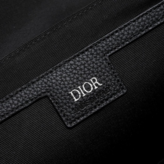 Men's Black Grained Calfskin Embossed Logo Flap Crossbody Messenger Bag 2 colors 29119276