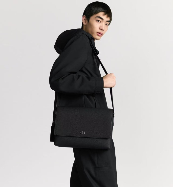 Matte Grained Calfskin CD Logo Debossed Men's Messenger Crossbody Bag 29116578