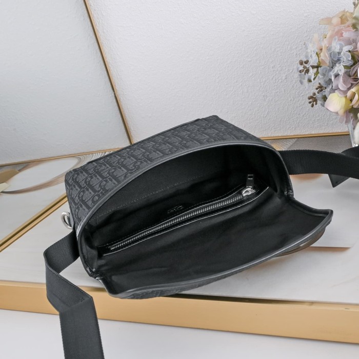 Men's Oblique Jacquard Flap Messenger Crossbody Bag 3 colors 29119191