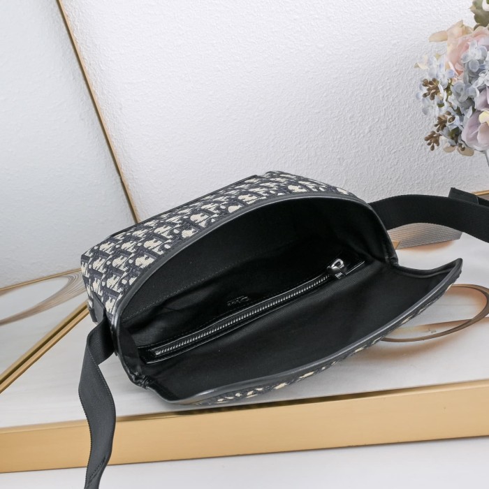 Men's Oblique Jacquard Flap Messenger Crossbody Bag 3 colors 29119191
