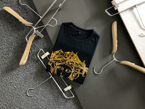 Luxury Mediterranean Style Golden Starfish Ocean Medusa Graphic Print Matching Couple T-shirt 2 colors 29119673