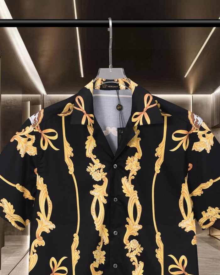 All Over Golden Scroll Bowknot Cameo Medusa Print Cuban Collar Vacation Shirt 2 colors 29139991