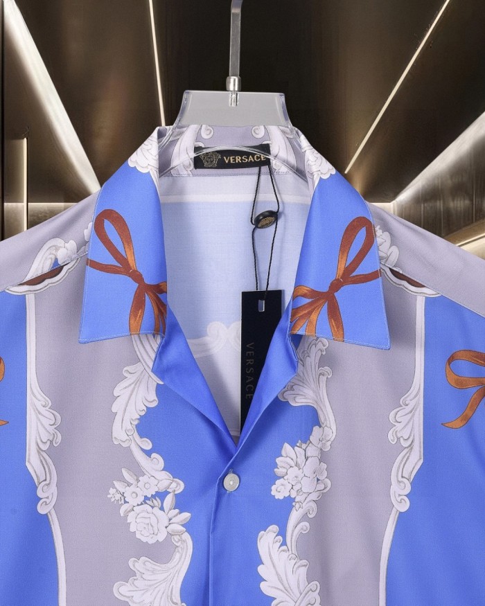 All Over Golden Scroll Bowknot Cameo Medusa Print Cuban Collar Vacation Shirt 2 colors 29139991