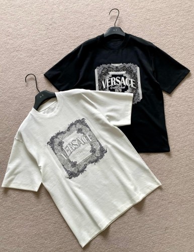 Vintage Baroque Style Square Scroll Frame Versace Letter Embroidery Est.1978 T-shirt 2 colors 29139977