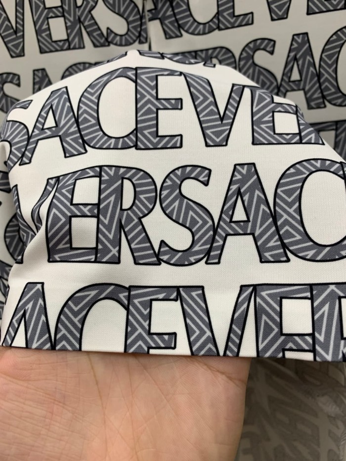 1:1 quality versionLuxury All Over Thin Line Versace Letter Repeat Print Pique Polo Shirt 2 colors 29143801
