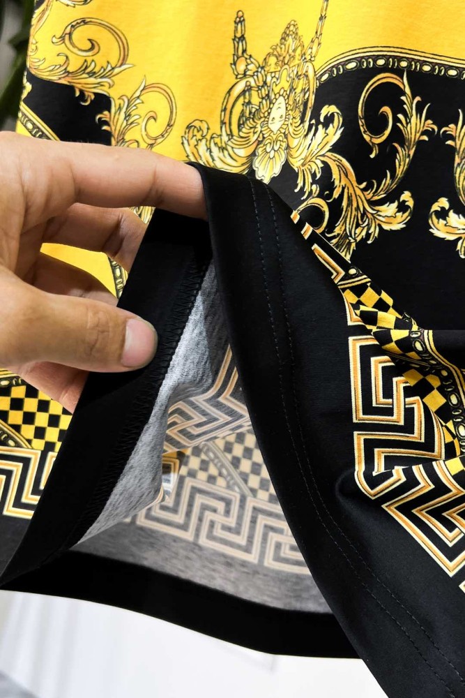 1:1 quality version Baroque All Over Golden Scroll Greca Circle Medusa Graphic T-shirt 2 colors 29143754