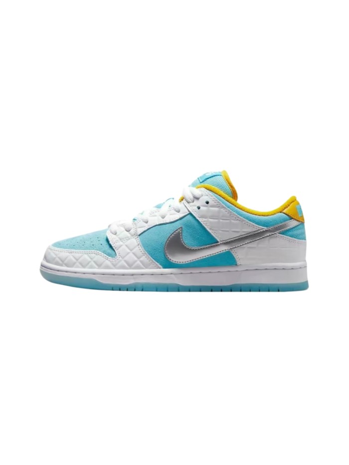 [50% Off] N SB Dunk 27940135 White, Silver and Blue Colorblocking Sneakers【With shoebox】