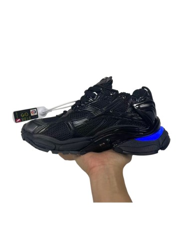 [plus-size shoes]1:1 quality version Runner 7.5 LED Sneakers 29047418