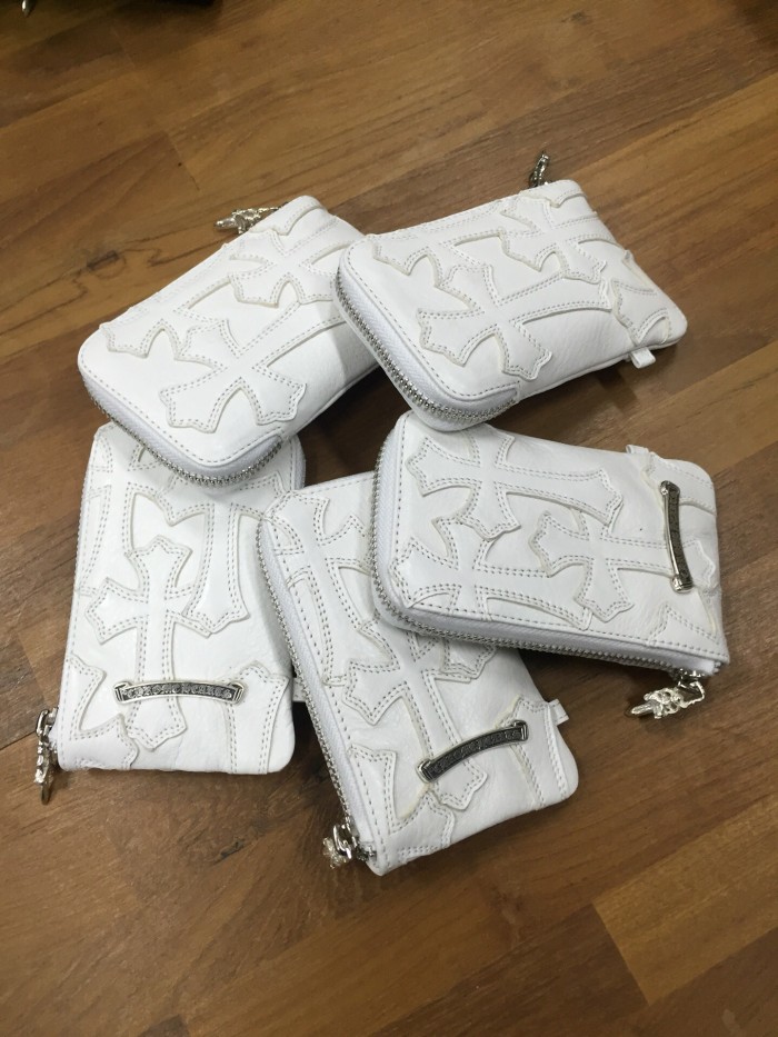 1:1 quality version Cow Leather Multi Cross Patch Metal Bar Logo Medium Zip Around Wallet Card Holder 2 colors 29222383