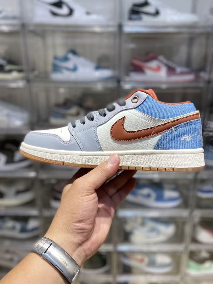 [plus-size shoes] Air @j1 Low SE Light Blue White Brown Denim Patchwork Vintage Retro Sneakers 29225193