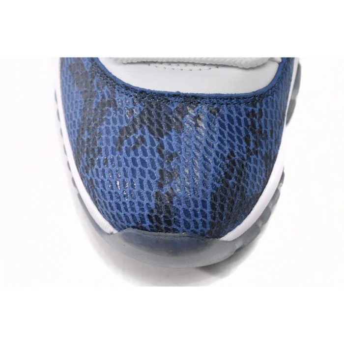 [plus-size shoes] Air @j11 Low Low White Grey Snakeskin Print Panel Retro Basketball Sneakers 2 colors 29225424