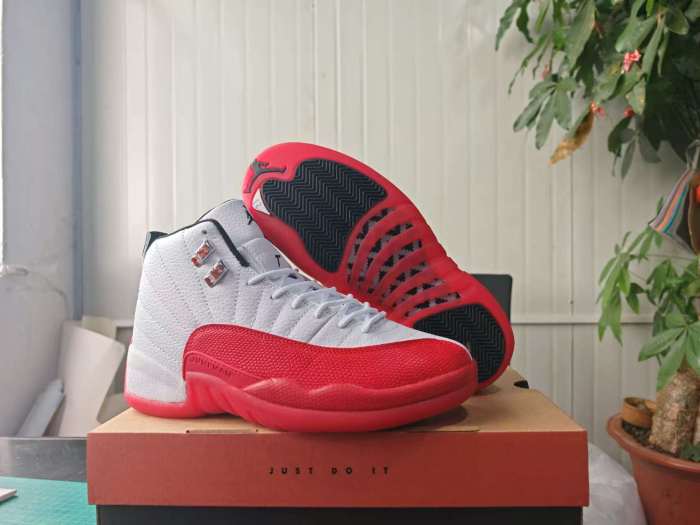 [plus-size shoes] Air @j12  Retro White Varsity Red Stingray Toe Pebbled Leather Shock Absorbing High Top Basketball Shoes 29284155