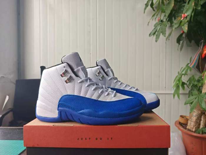 [plus-size shoes] Air @j12 Retro White Royal Blue Stingray Leather Shock Absorbing High Top Basketball Shoes 29284158
