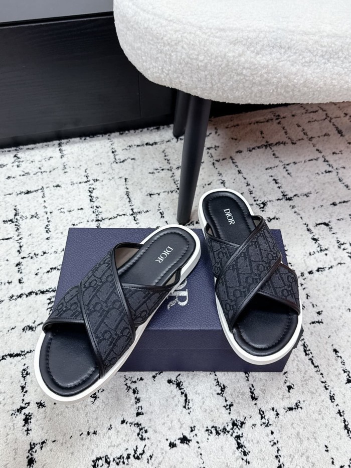 [Plus-size shoes]1:1 quality version Oblique Jacquard Cross Strap Leather Flip Flops Slippers 3 colors 29285546