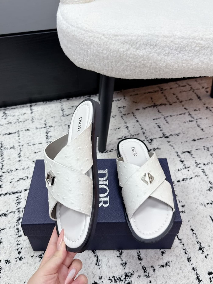 [Plus-size shoes]1:1 quality version Ostrich Grain Leather Cross Strap Metal Decor Slide Sandals 3 colors 29285559