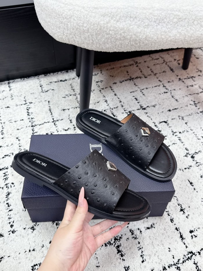 [Plus-size shoes]1:1 quality version Ostrich Grain Leather Single Strap Metal Decor Slide Sandals 3 colors 29285566