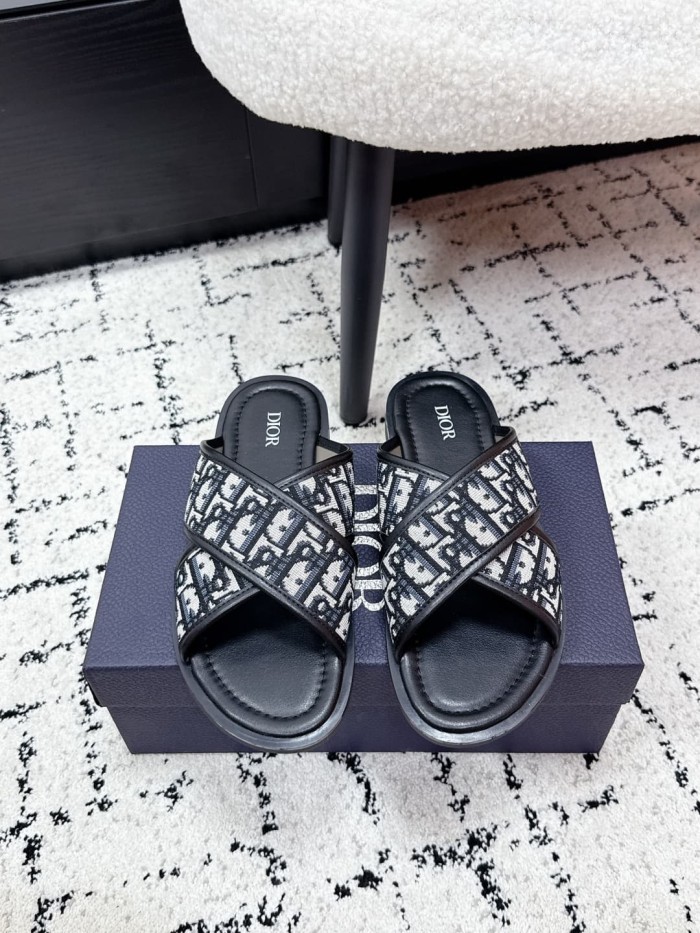 [Plus-size shoes]1:1 quality version Oblique Jacquard Cross Strap Leather Flip Flops Slippers 3 colors 29285546