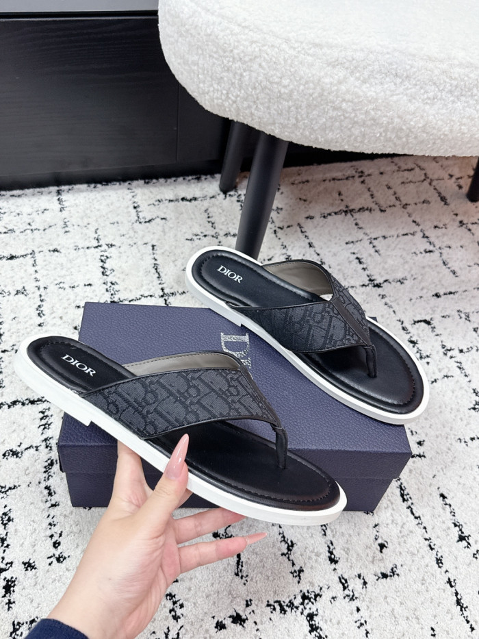 [Plus-size shoes]1:1 quality version Jacquard Print Cross Strap Leather Contrast Sole Men Flip Flops Slippers 3 colors 29285506