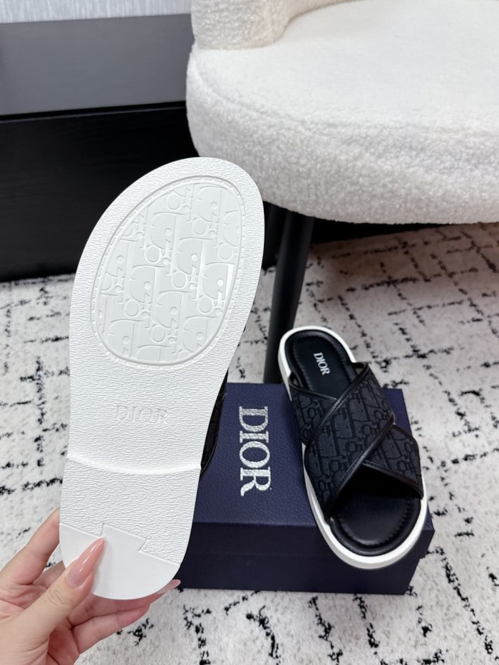 [Plus-size shoes]1:1 quality version Oblique Jacquard Cross Strap Leather Flip Flops Slippers 3 colors 29285546