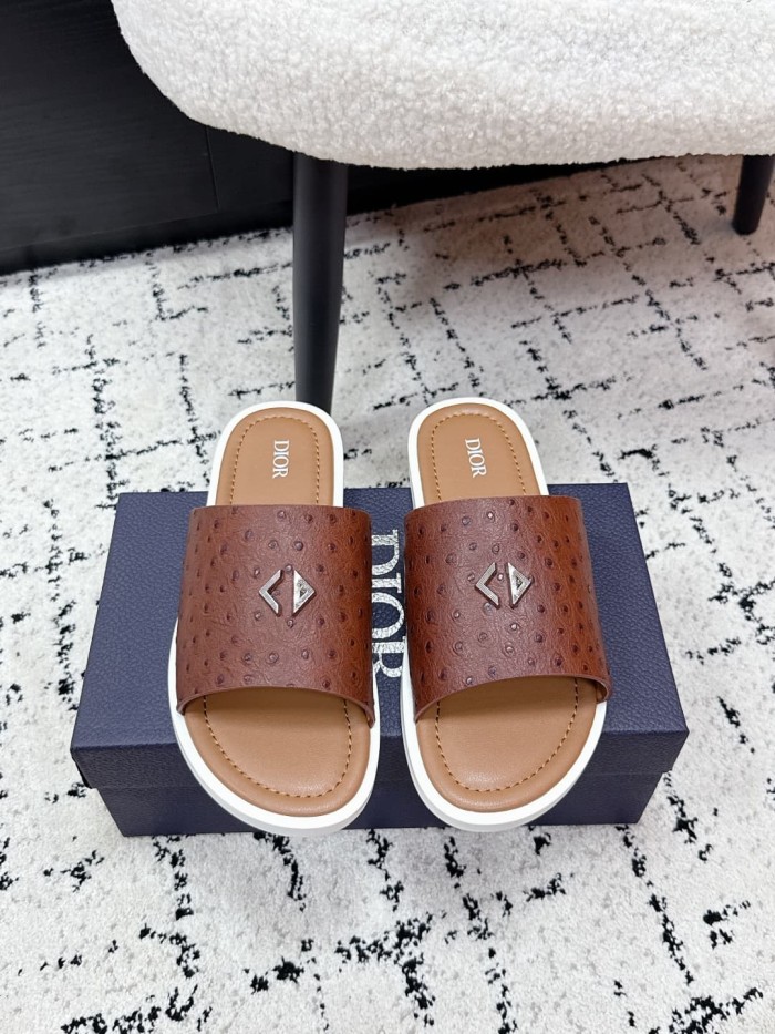 [Plus-size shoes]1:1 quality version Ostrich Grain Leather Single Strap Metal Decor Slide Sandals 3 colors 29285566