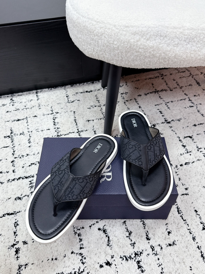 [Plus-size shoes]1:1 quality version Jacquard Print Cross Strap Leather Contrast Sole Men Flip Flops Slippers 3 colors 29285506