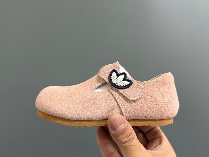 Trefoil Velcro Suede Casual Shoes for Kids 3 colors 29288743