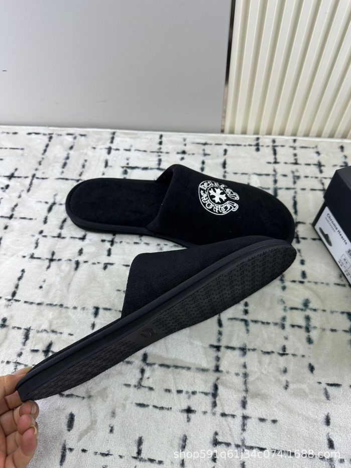 1:1 quality version Cross Letter Embroidery Fleece Closed Toe Slippers 2 colors