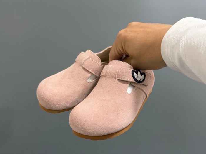Trefoil Velcro Suede Casual Shoes for Kids 3 colors 29288743