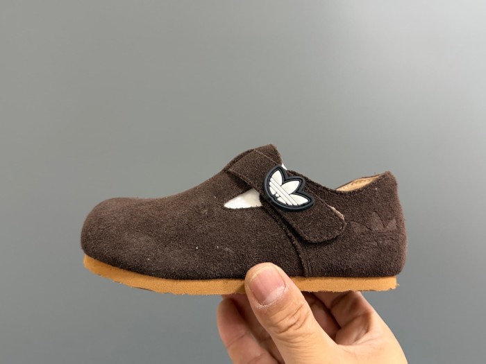 Trefoil Velcro Suede Casual Shoes for Kids 3 colors 29288743