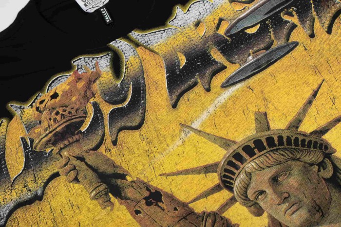 Vintage Crack Print Graffiti Letter Destroyed Statue Liberty UFO Desert Front Print Washed Tee 2 colors 29305188