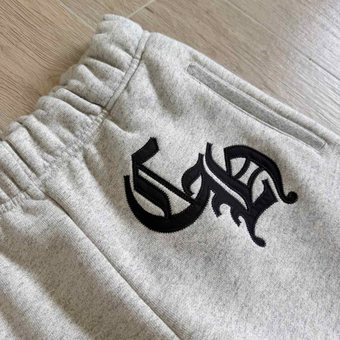 1:1 quality version Letter Patch Embroidery Grey Pants 29306318