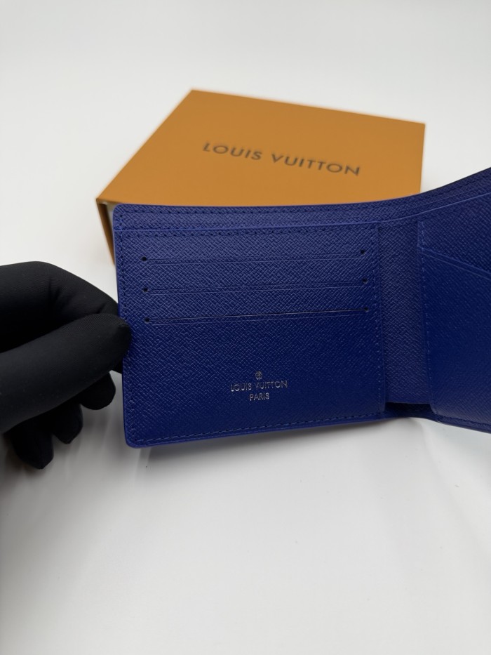 Outdoor Water Sports Graphic Bifold Purse Cash & Credit Card Storage Pocket Wallet 2 colors 29306327