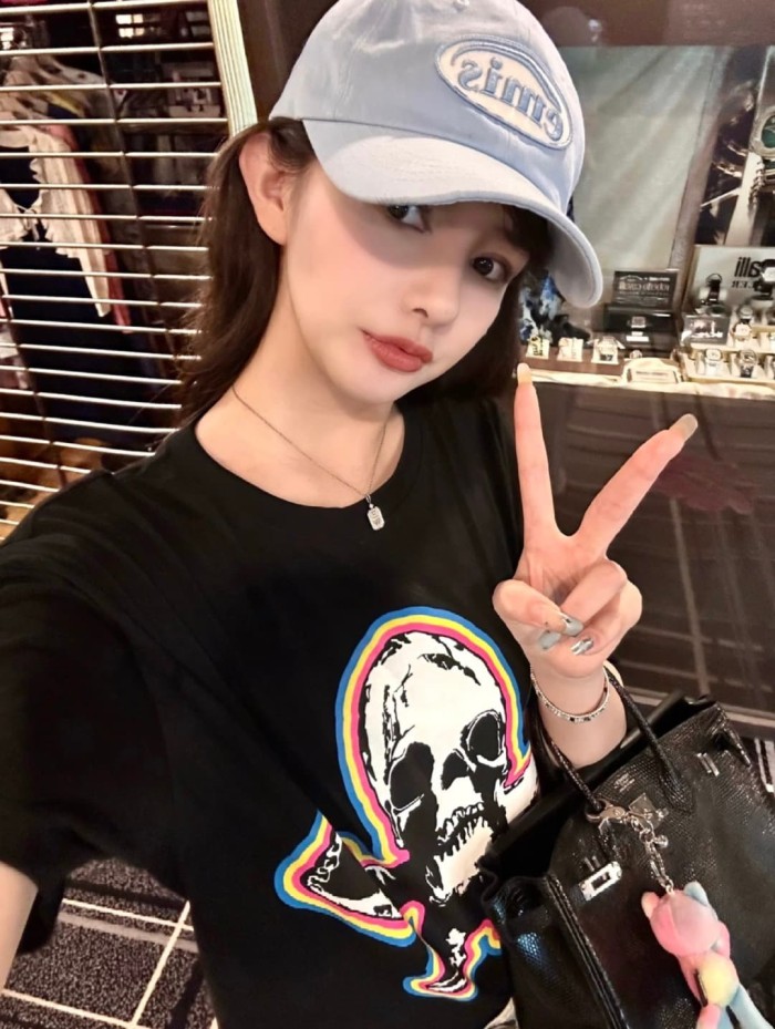 1:1 quality version Rainbow Outline Skull Print Tee 2 colors 29306208