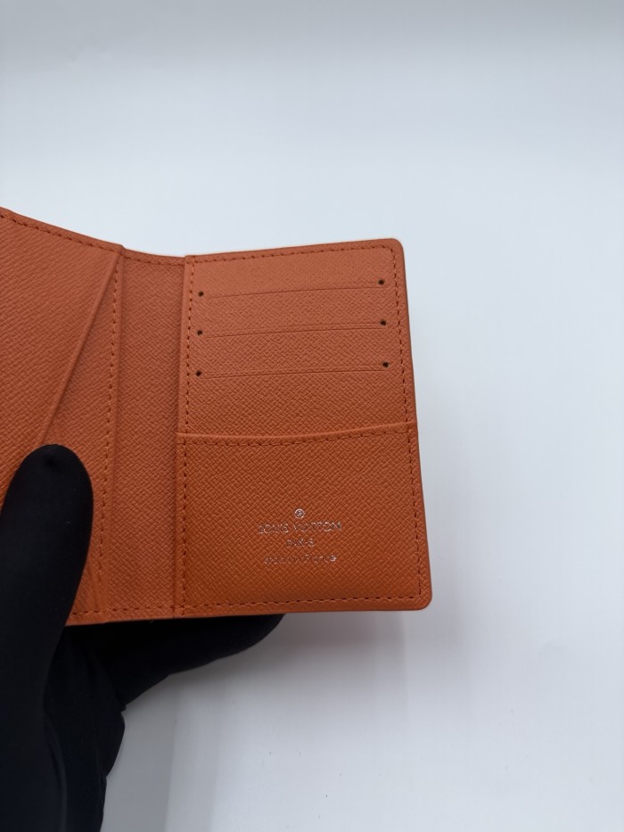 Seasonal Sports Scene Graphic Bifold Card Case 4 colors 29306356