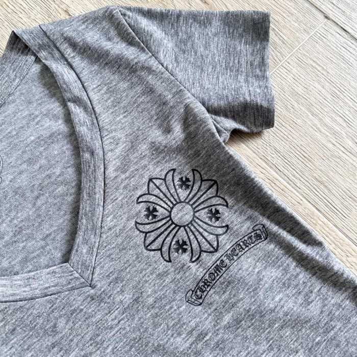 1:1 quality version Round Cross Flower Print On Back V Neck Tee for girls 29306364