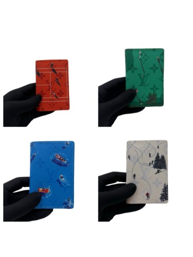 Seasonal Sports Scene Graphic Bifold Card Case 4 colors 29306356