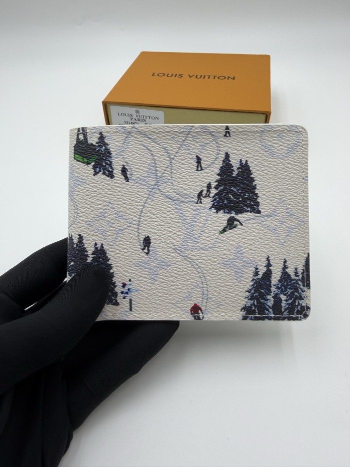 Four Season Sports Graphic Bifold Purse Cash & Credit Card Storage Pocket Wallet 4 colors 29306331