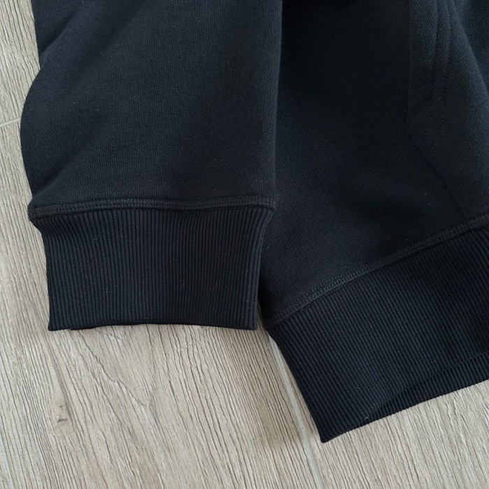 1:1 quality version Triple Cross Leather Patch Half Zip Sweatshirt 29306316