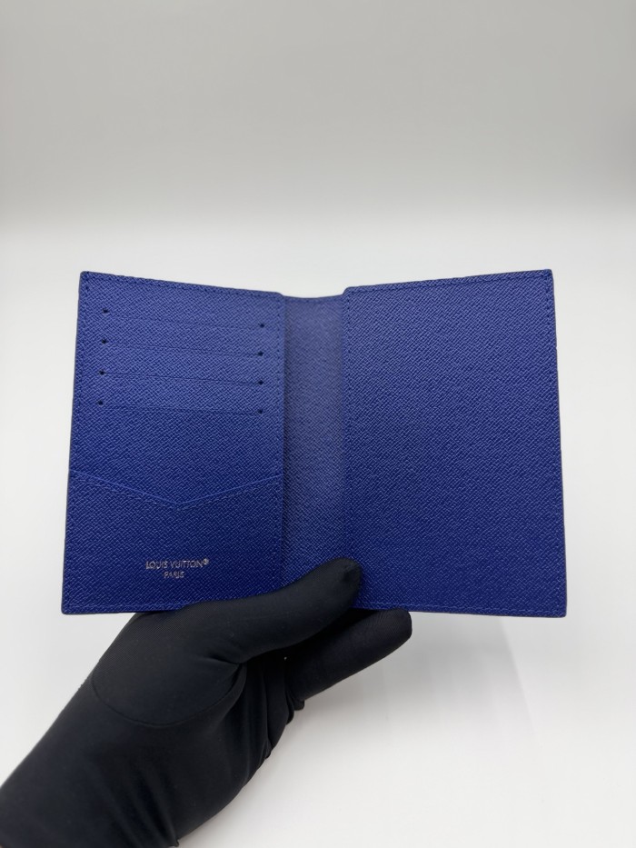 Water Ski Sport Printed Passport Holder Gradient Blue Pattern PU Leather Multi Card Slots Passport Cover 29306315