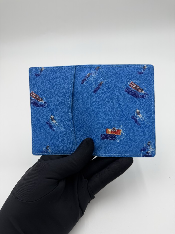 Seasonal Sports Scene Graphic Bifold Card Case 4 colors 29306356