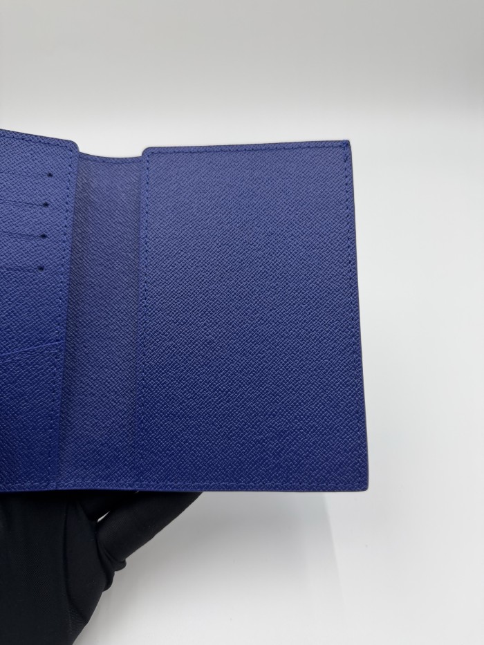 Water Ski Sport Printed Passport Holder Gradient Blue Pattern PU Leather Multi Card Slots Passport Cover 29306315