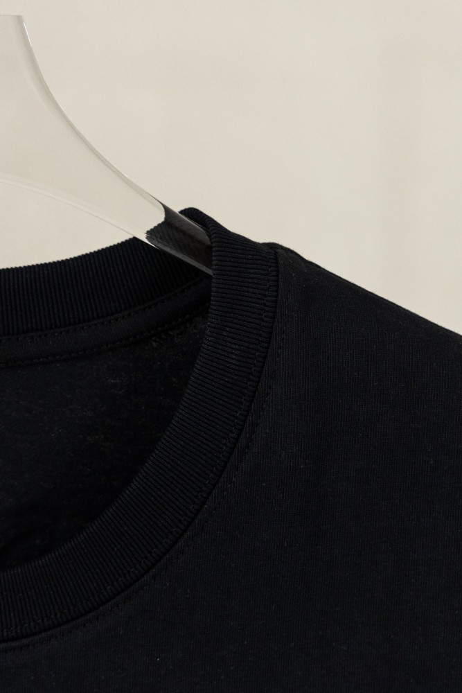 1:1 quality version Front Chest Pocket Gothic Script Logo Back Big Ornate Cross Print T-shirt 2 colors 29306865