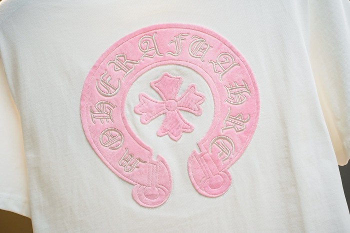 1:1 quality version Gothic Letter Print Back Full Circular Horseshoe Cross Embroidery Print T-shirt 2 colors 29306923