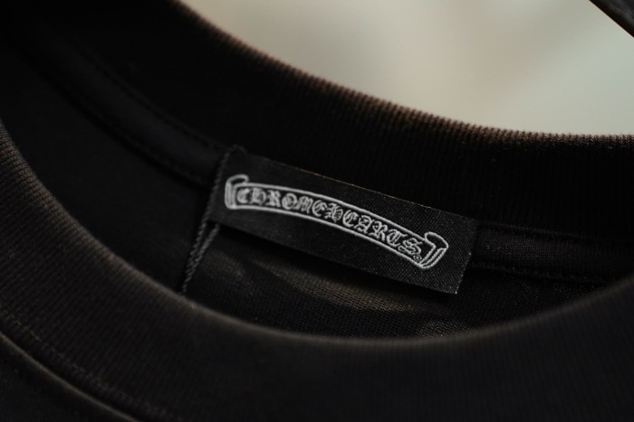 1:1 quality version Gothic Letter Print Back Full Circular Horseshoe Cross Embroidery Print T-shirt 2 colors 29306923