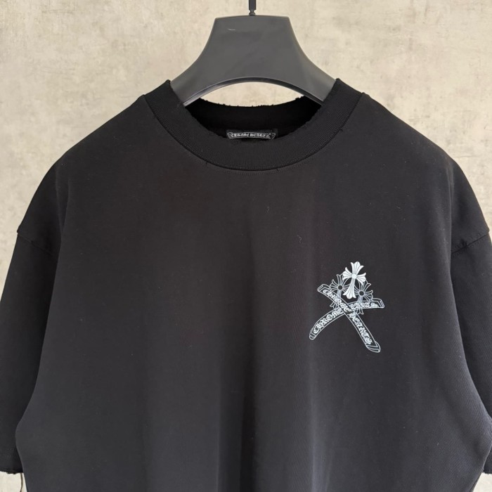 1:1 quality version Small Cross Ribbon Scroll Letter Back Large Ornate Floral Cross Interlaced Banner Gothic T-shirt 2 colors 29306939