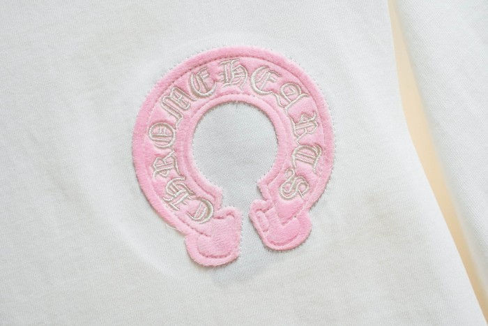 1:1 quality version Gothic Letter Print Back Full Circular Horseshoe Cross Embroidery Print T-shirt 2 colors 29306923