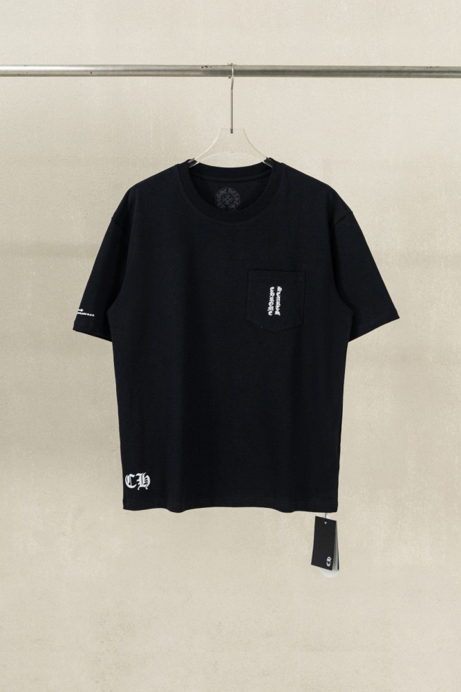 1:1 quality version Front Chest Pocket Gothic Script Logo Back Big Ornate Cross Print T-shirt 2 colors 29306865