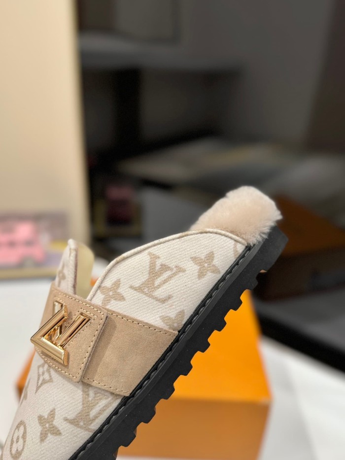 1:1 quality version Embossed Metal Logo Buckle Closed Toe Mule Slides 7 colors 29319389