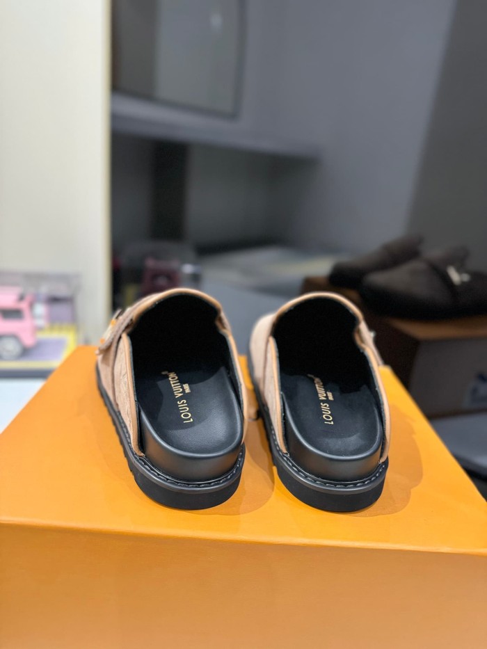 1:1 quality version Embossed Metal Logo Buckle Closed Toe Mule Slides 7 colors 29319389