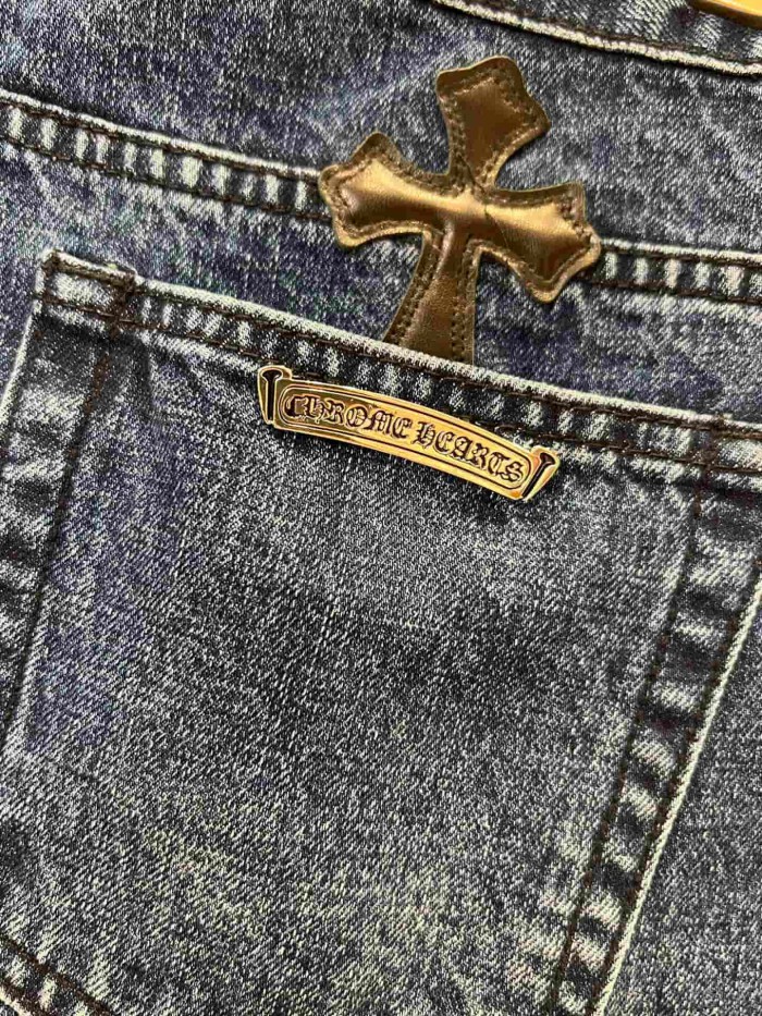 1:1 quality version Washed Blue Leather Cross Patch Raw Edge Five Pocket Unisex Denim Shorts 29319460